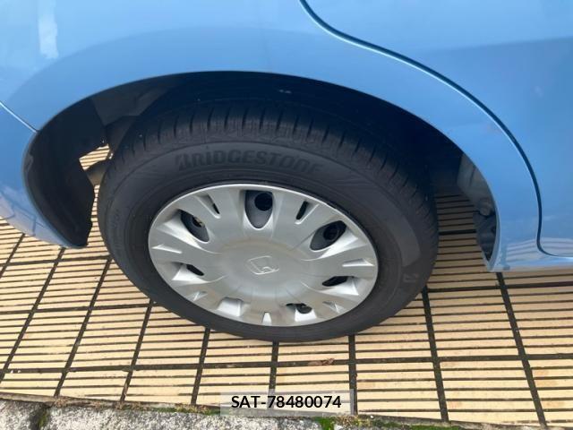 Honda FIT 2013-07 7876463-11