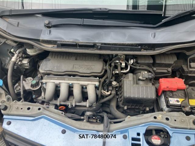 Honda FIT 2013-07 7876463-13