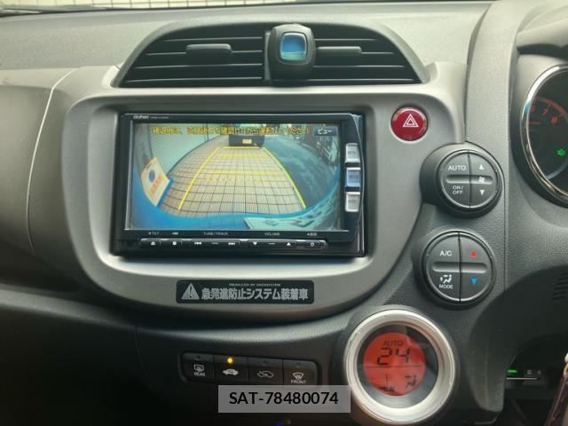 Honda FIT 2013-07 7876463-19
