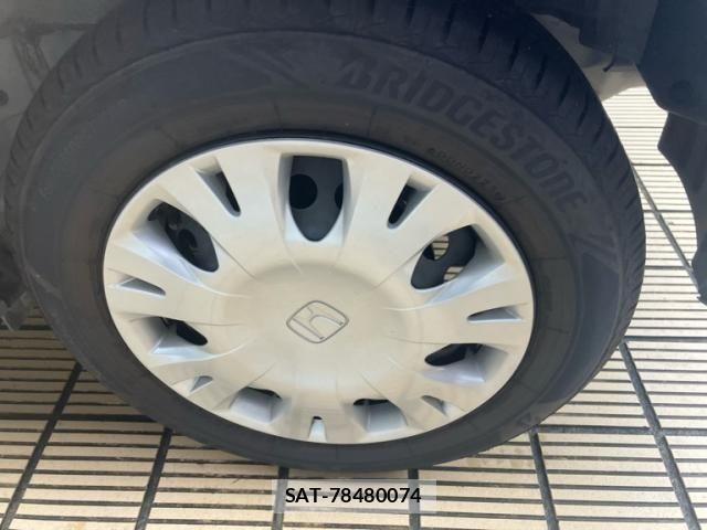 Honda FIT 2013-07 7876463-8