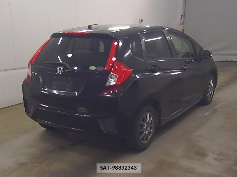 Honda FIT 2013-11 7858231-1