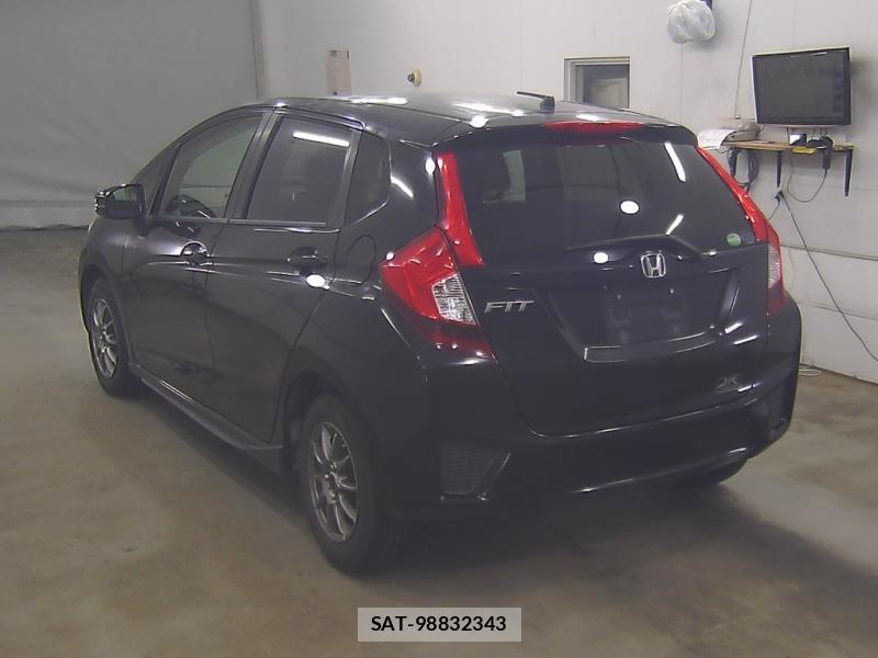 Honda FIT 2013-11 7858231-2