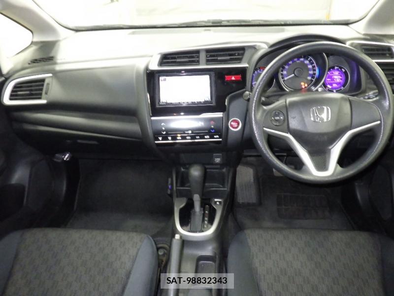 Honda FIT 2013-11 7858231-4