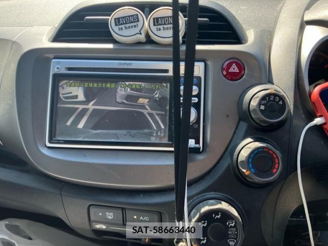 Honda FIT 2011-08 7876459-18