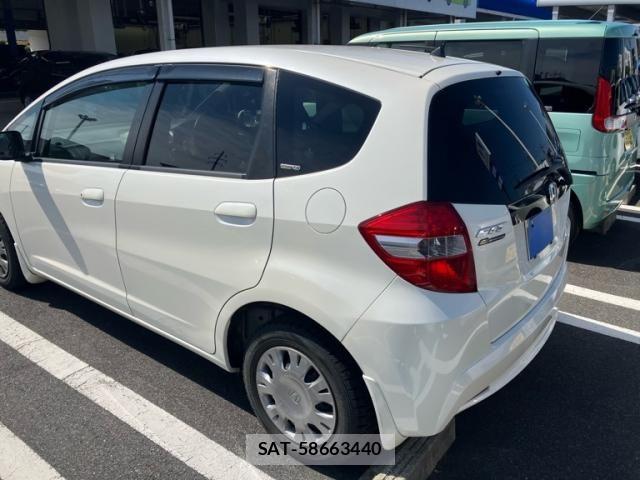 Honda FIT 2011-08 7876459-7