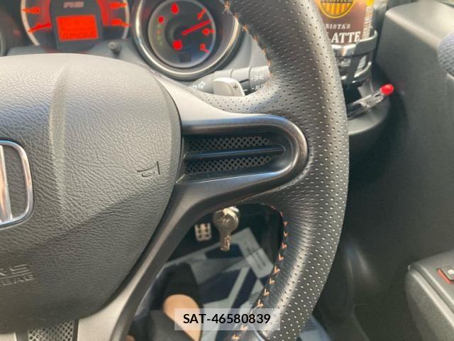 Honda FIT 2011-12 7876452-19