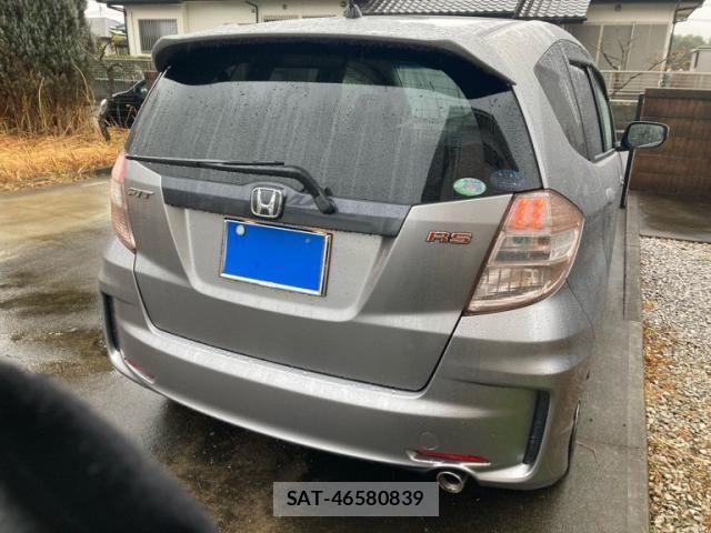Honda FIT 2011-12 7876452-4