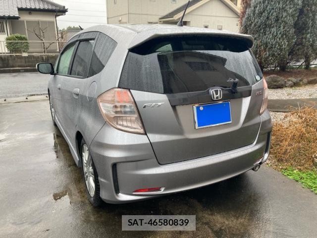 Honda FIT 2011-12 7876452-5