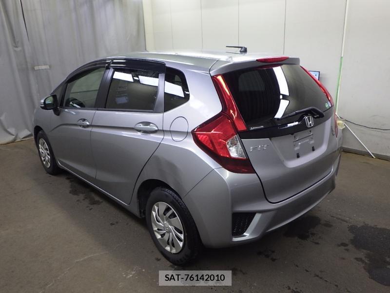 Honda FIT 2015-09 7858227-2