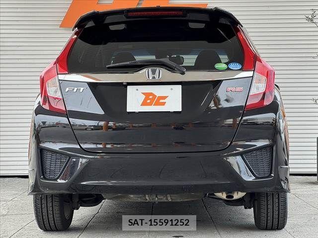 Honda FIT 2016-02 7876448-15