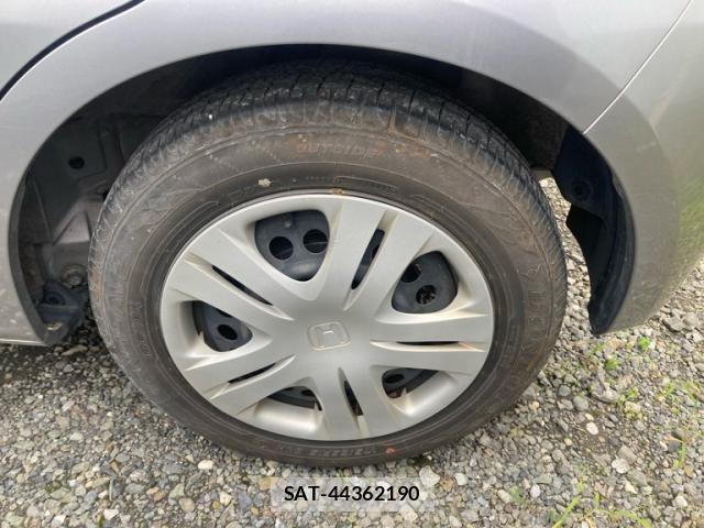 Honda FIT 2010-01 7902604-7