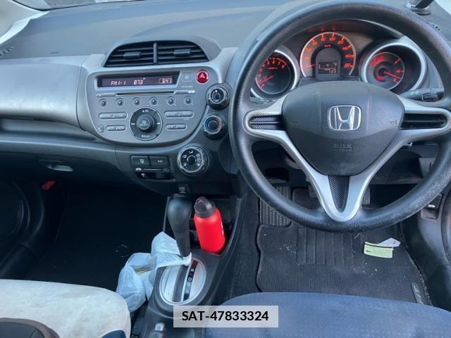 Honda FIT 2008-07 7902606-17