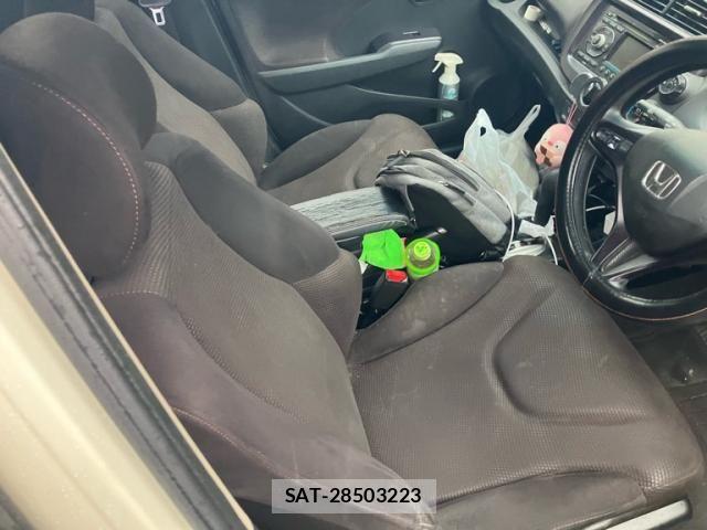 Honda FIT 2011-12 7902605-9