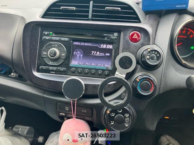 Honda FIT 2011-12 7902605-12
