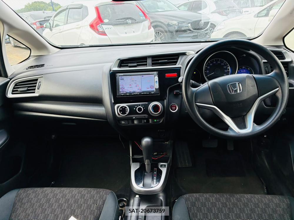 Honda FIT 2014-06 7711223-12