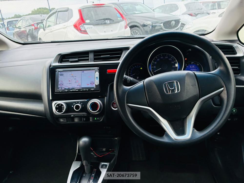 Honda FIT 2014-06 7711223-13
