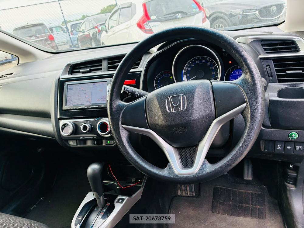 Honda FIT 2014-06 7711223-14