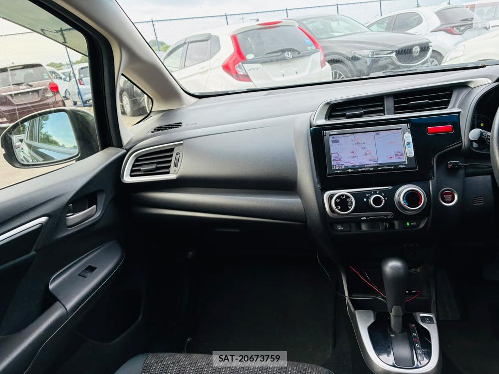 Honda FIT 2014-06 7711223-16