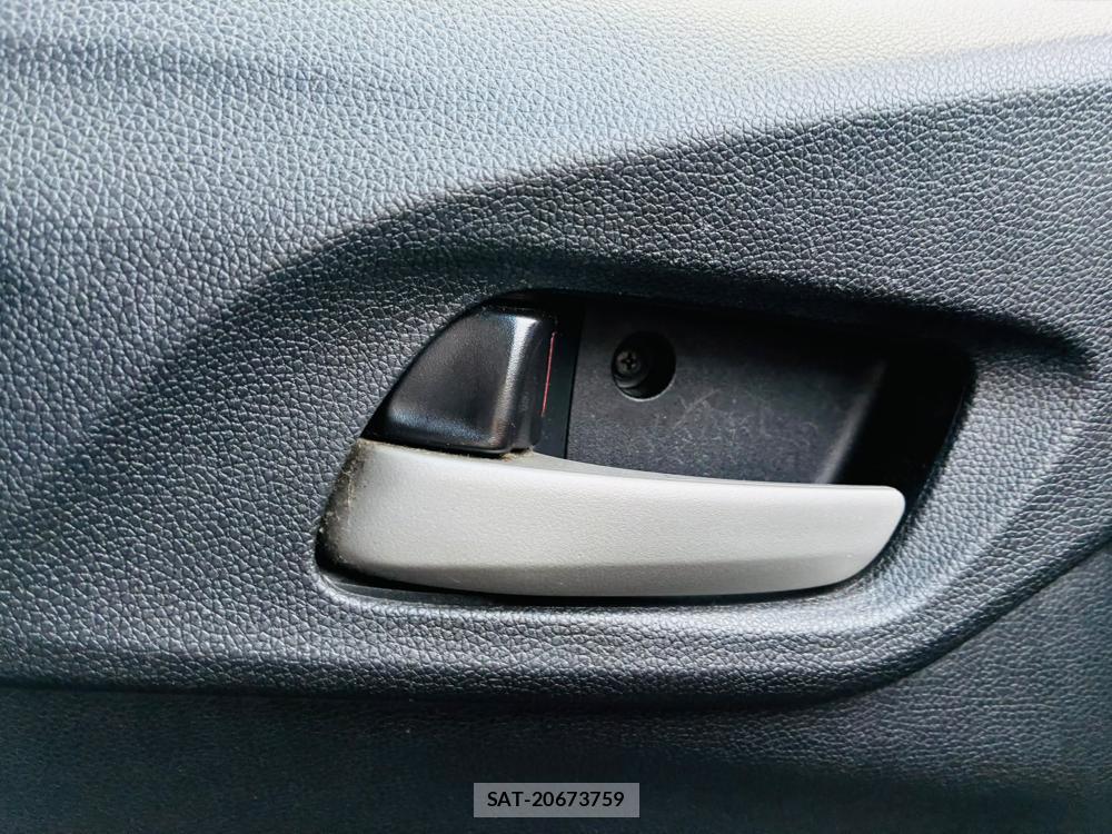 Honda FIT 2014-06 7711223-21