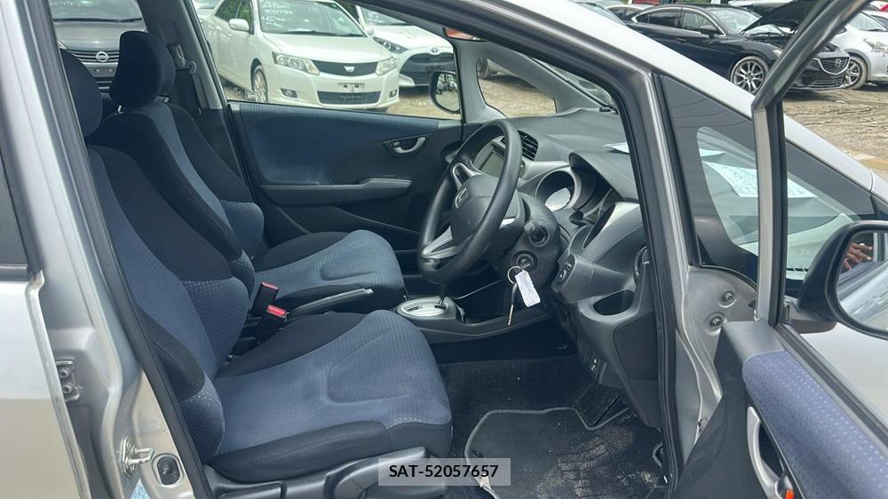 Honda FIT 2008-01 7770893-11