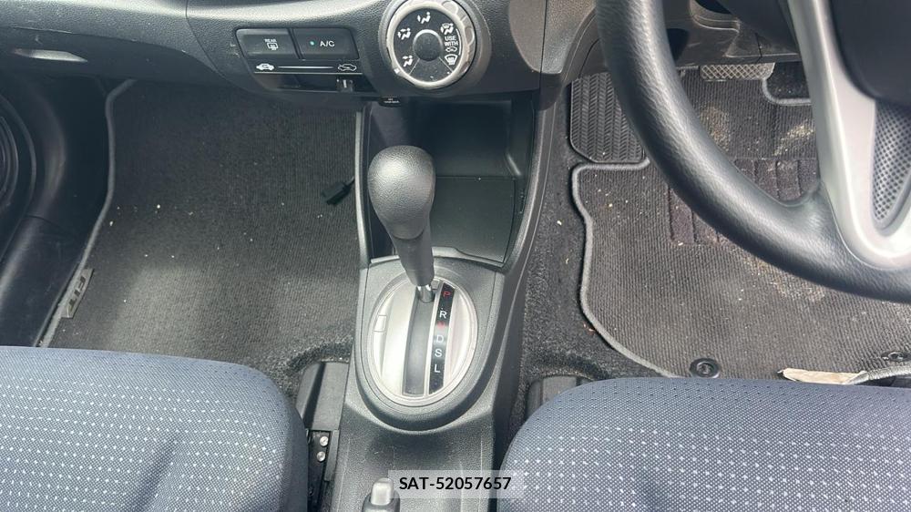 Honda FIT 2008-01 7770893-18