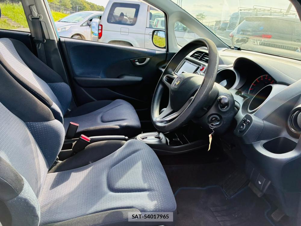 Honda FIT 2009-08 7831341-11