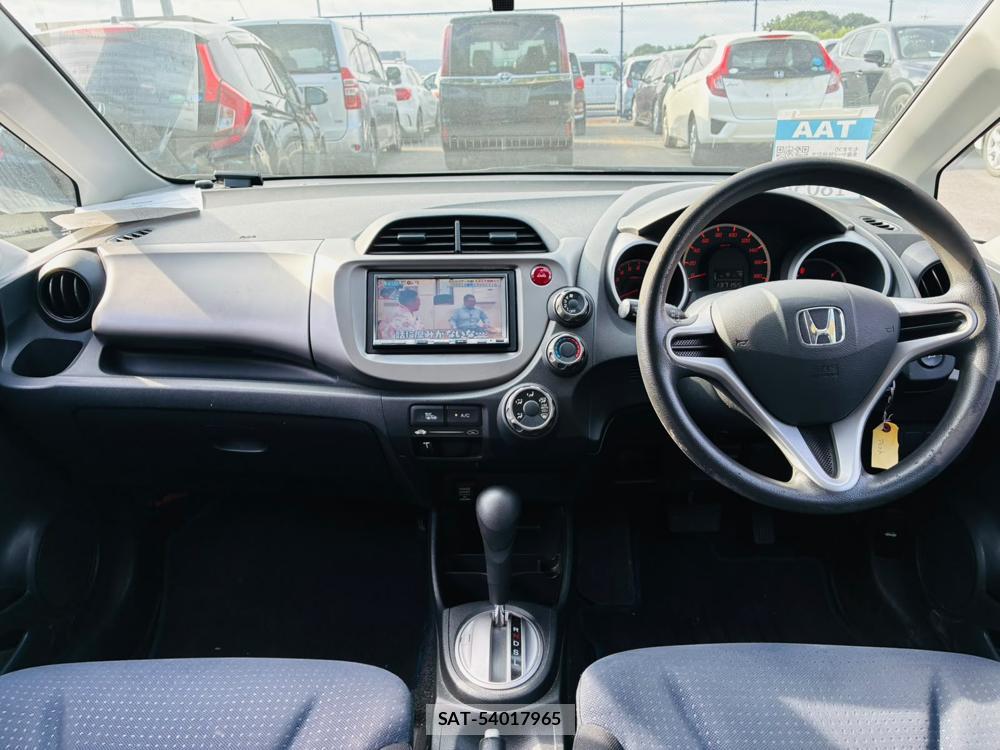 Honda FIT 2009-08 7831341-12