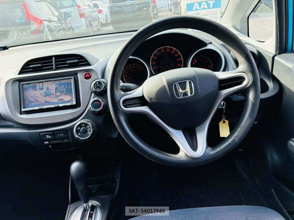 Honda FIT 2009-08 7831341-13