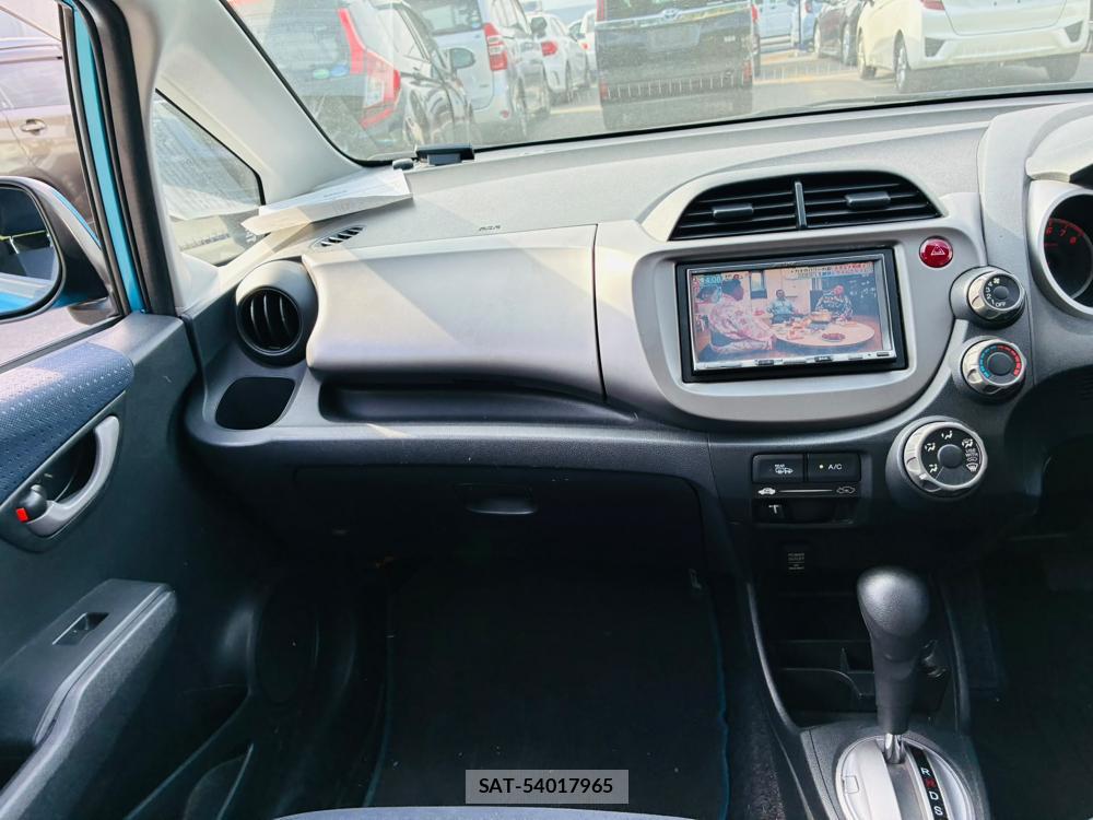 Honda FIT 2009-08 7831341-17