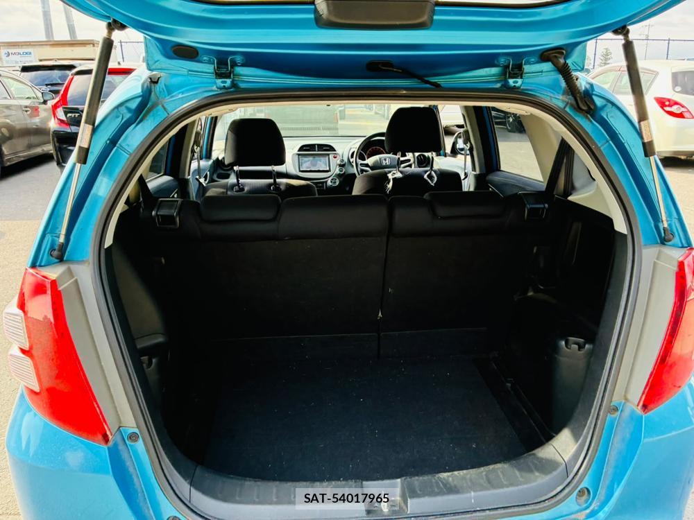Honda FIT 2009-08 7831341-25
