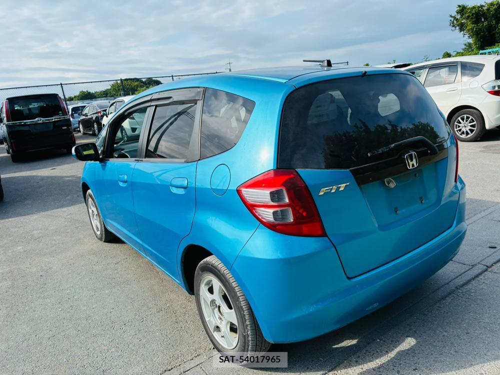 Honda FIT 2009-08 7831341-2