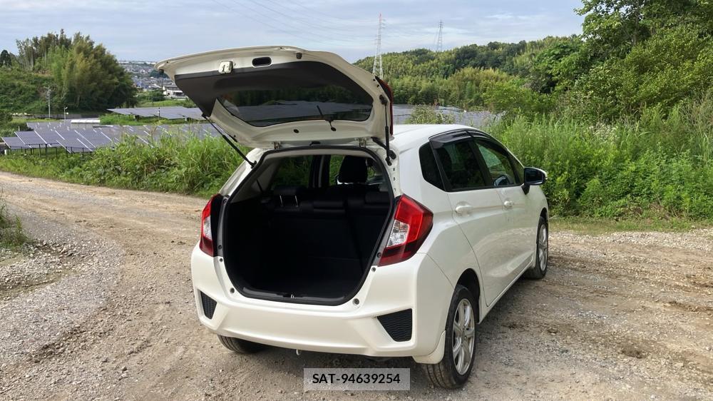 Honda FIT 2014-01 7831352-4