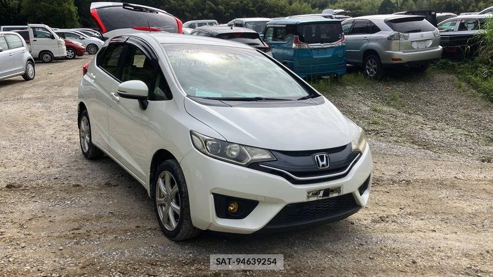 Honda FIT 2014-01 7831352-6