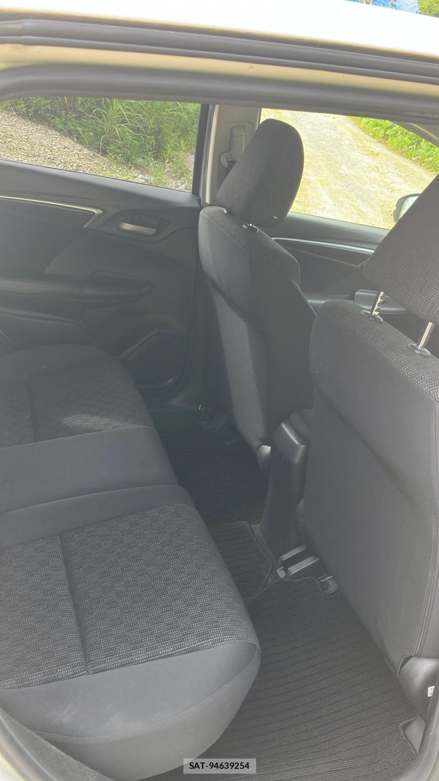 Honda FIT 2014-01 7831352-8