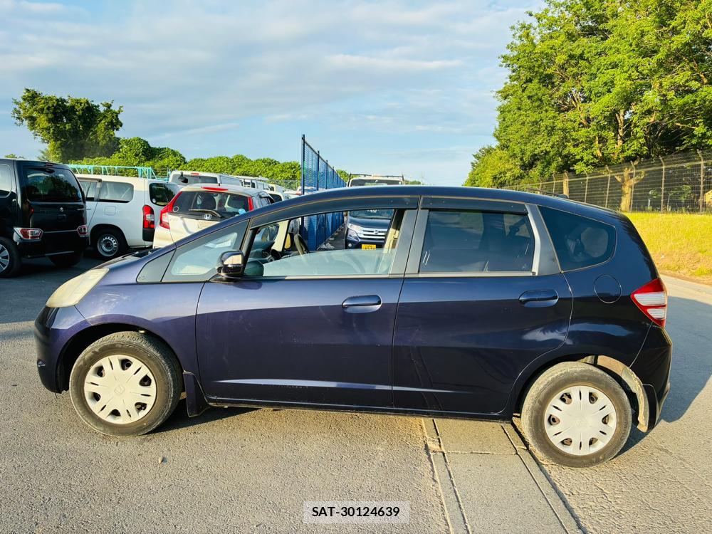 Honda FIT 2008-03 7831342-1