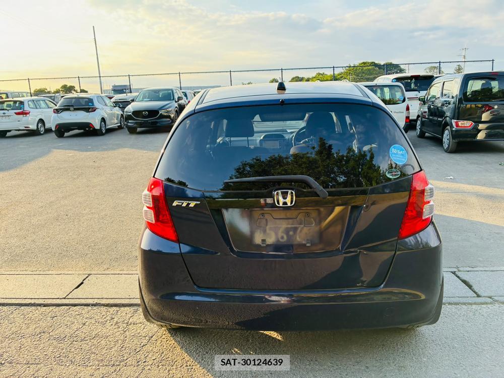 Honda FIT 2008-03 7831342-3