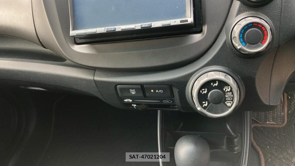 Honda FIT 2010-03 7746826-16