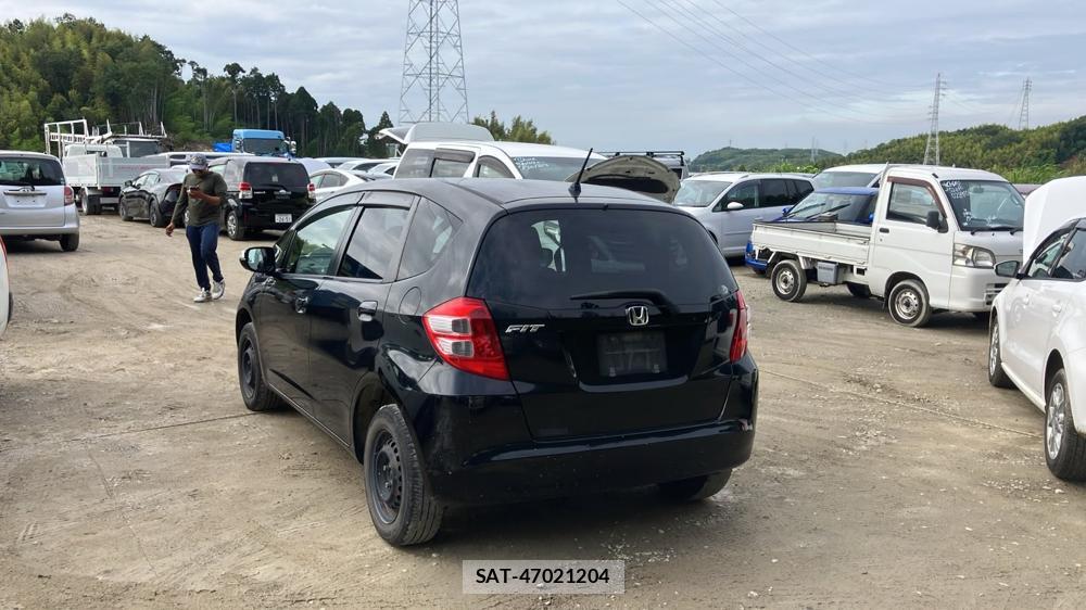 Honda FIT 2010-03 7746826-2
