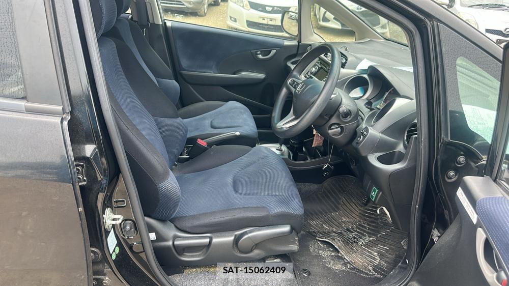 Honda FIT 2011-09 7823734-11