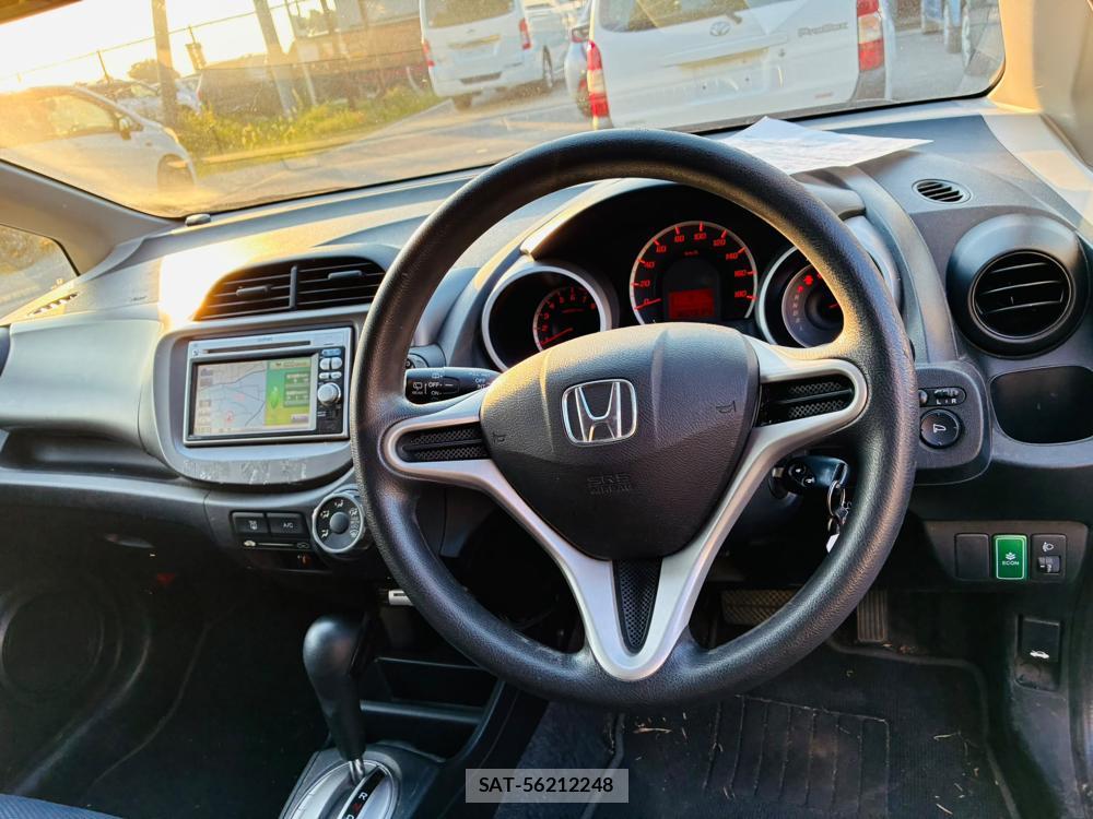 Honda FIT 2011-07 7590427-14