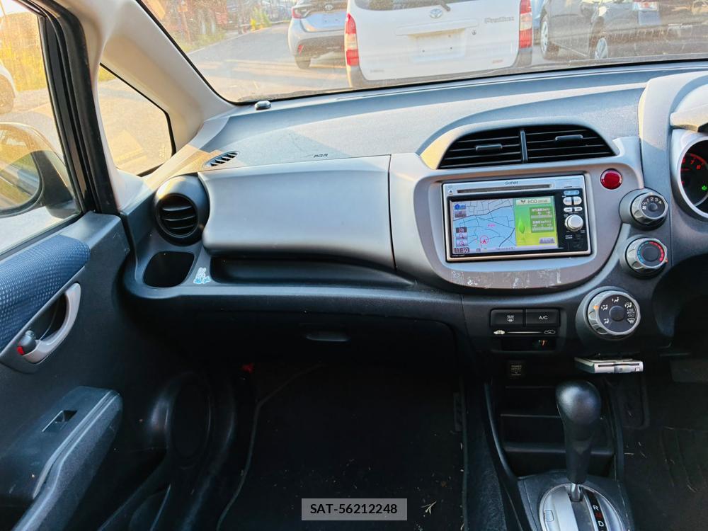 Honda FIT 2011-07 7590427-17