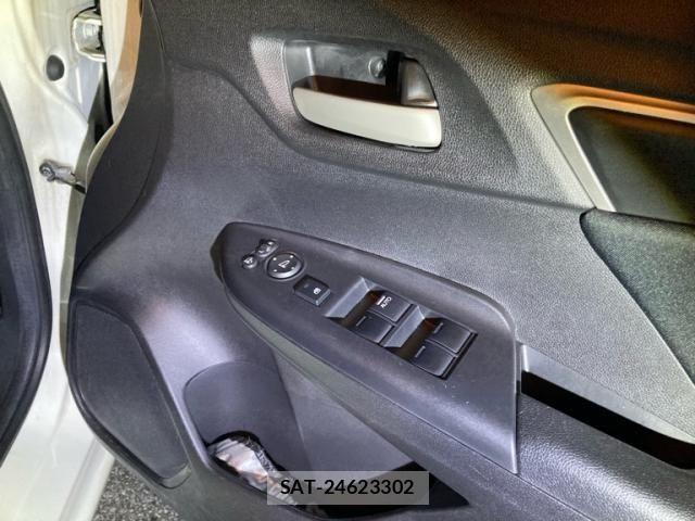 Honda FIT 2016-09 7961628-11