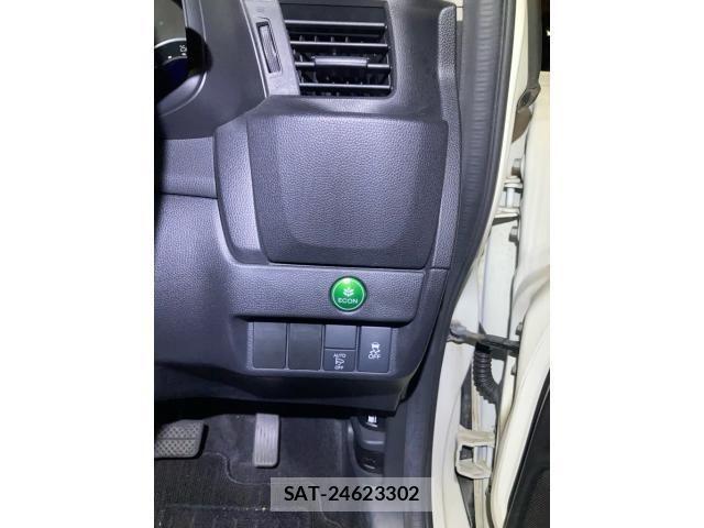 Honda FIT 2016-09 7961628-12