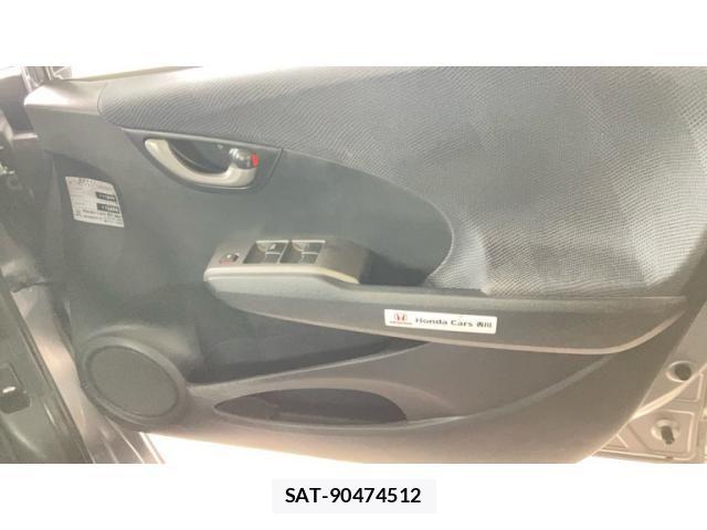 Honda FIT 2009-11 7961644-6