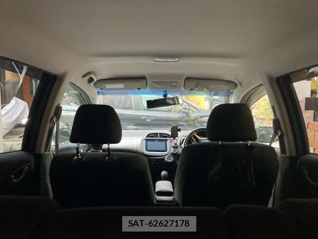 Honda FIT 2011-09 7961634-11