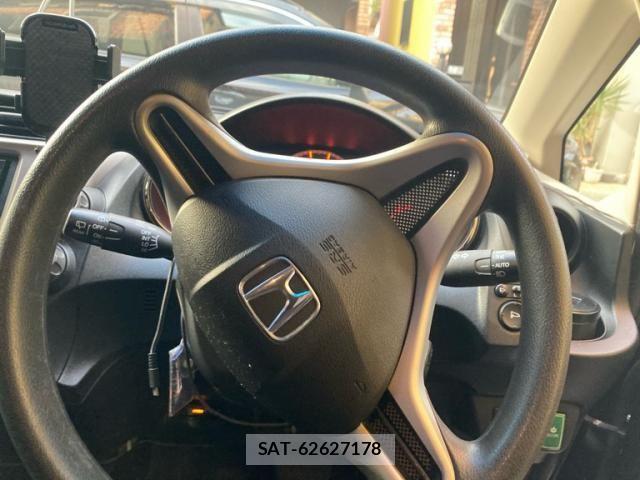 Honda FIT 2011-09 7961634-15