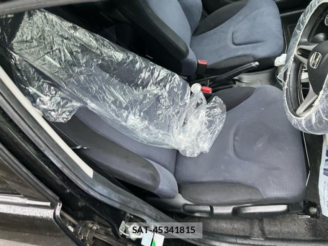 Honda FIT 2010-07 7961643-11