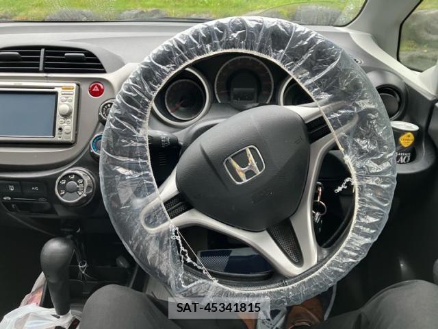 Honda FIT 2010-07 7961643-13