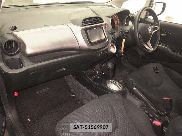 Honda FIT 2013-07 7927686-2