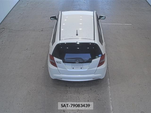 Honda FIT 2012-03 7957954-2
